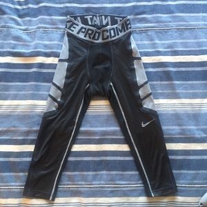 Men’s Nike Pro Combat 3/4 Compression Tights
